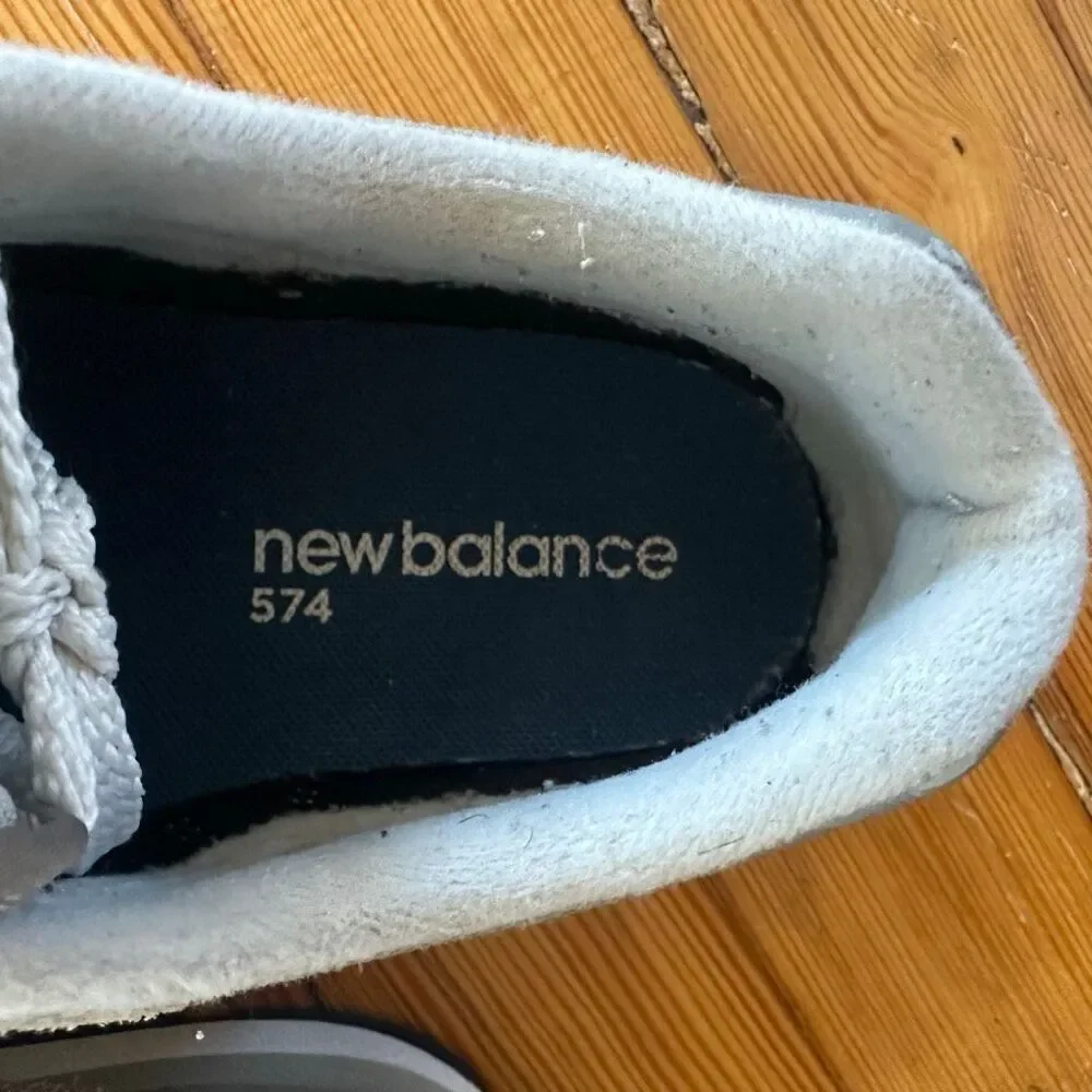 New Balance 574 Classic Sneakers in Grey Size 7 Women